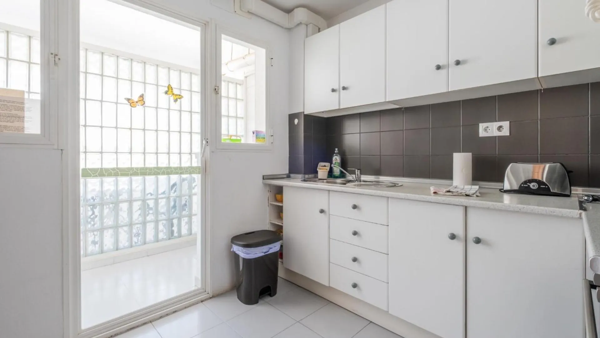Flat3-5 Chaparil Beach Nerja 0*,  Spain